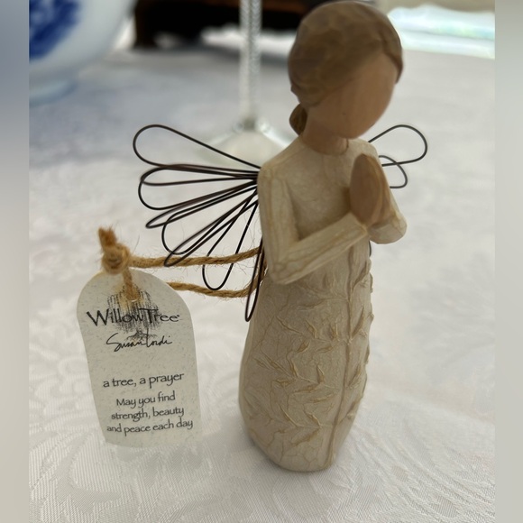 4 Willow Tree Figurines - Picture 11 of 12